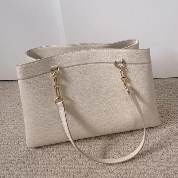 Beige Purse - Picture 6 of 9
